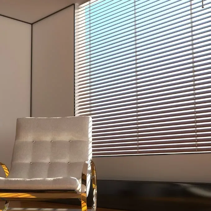 Instalación de persianas de madera natural para sala - Lerma
